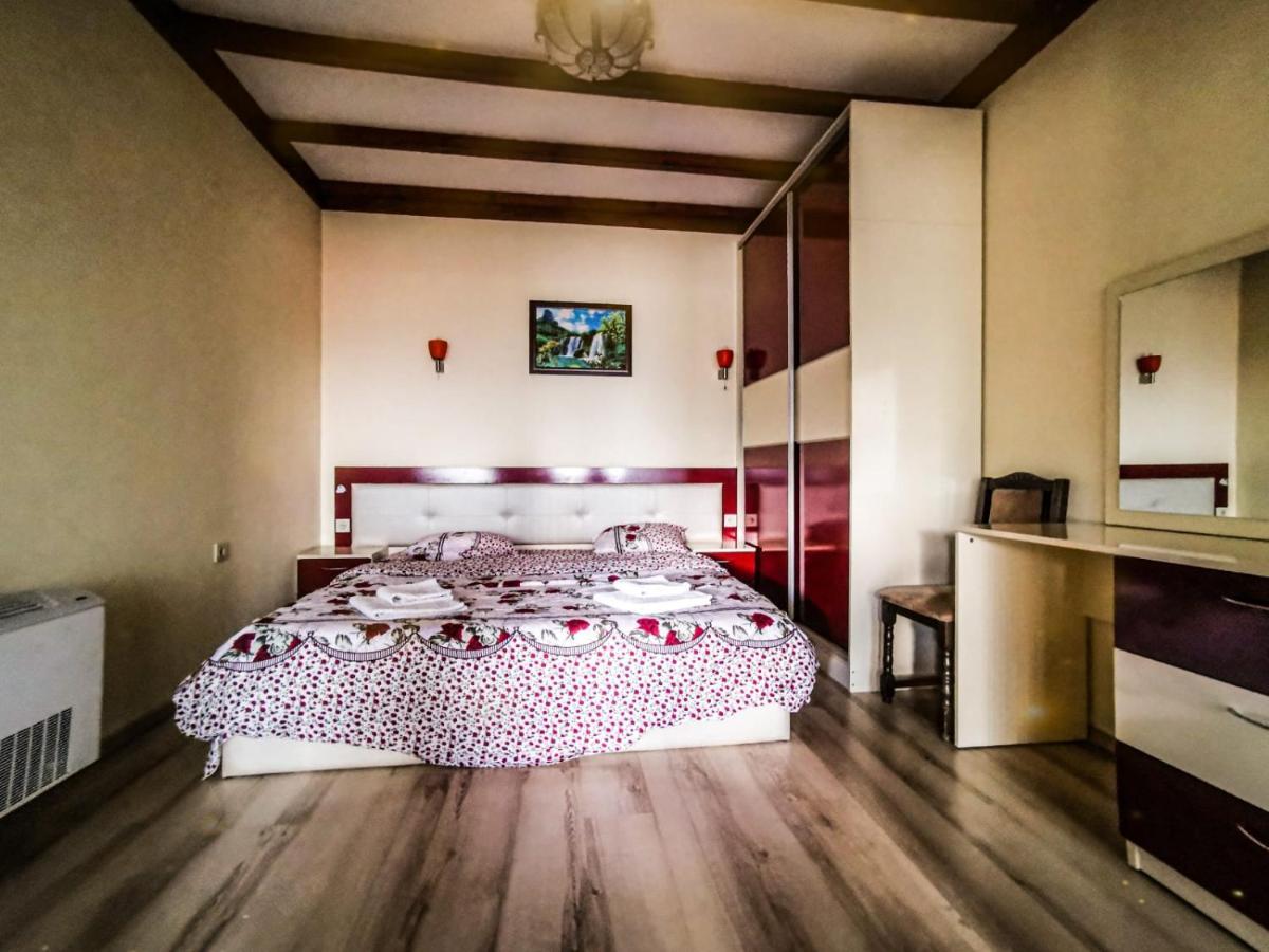 Hotel Alikante Сырница Экстерьер фото